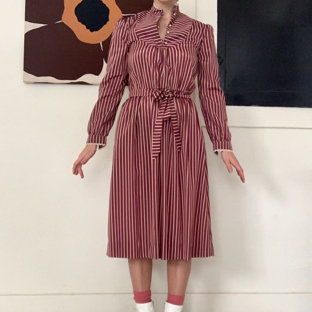 Vintage burgundy/cream 1970s dress